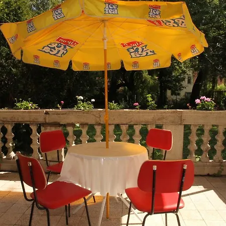 منتزه العطل Mtva Retro Ueduelo *