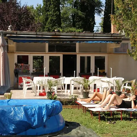 Mtva Retro Ueduelo منتزه العطل Balatonföldvár